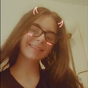 Meet your Posher, Abby